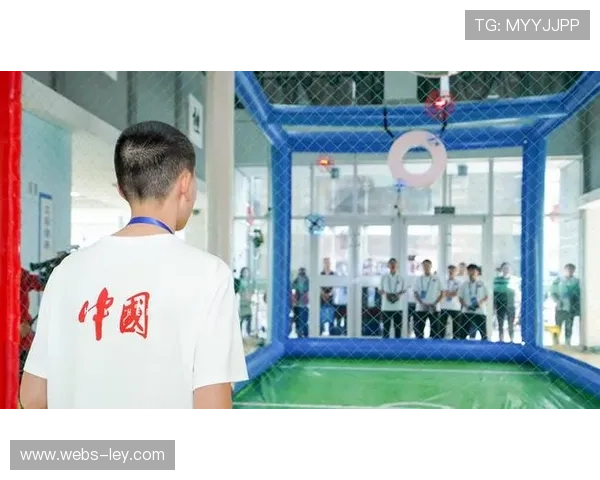湖北航空模型锦标赛设无人机足球项目，500余名选手参赛创规模新高