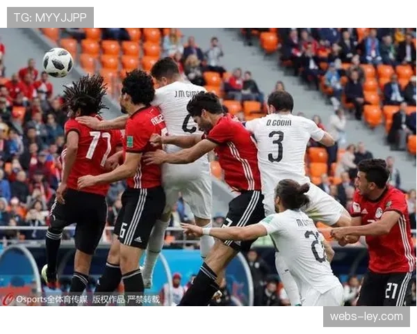 第70分钟,尼斯通过连续20脚传递与无球穿插,突然提速完成破门 第70分钟,尼斯通过连续20脚传递与无球穿插,突然提速完成破门